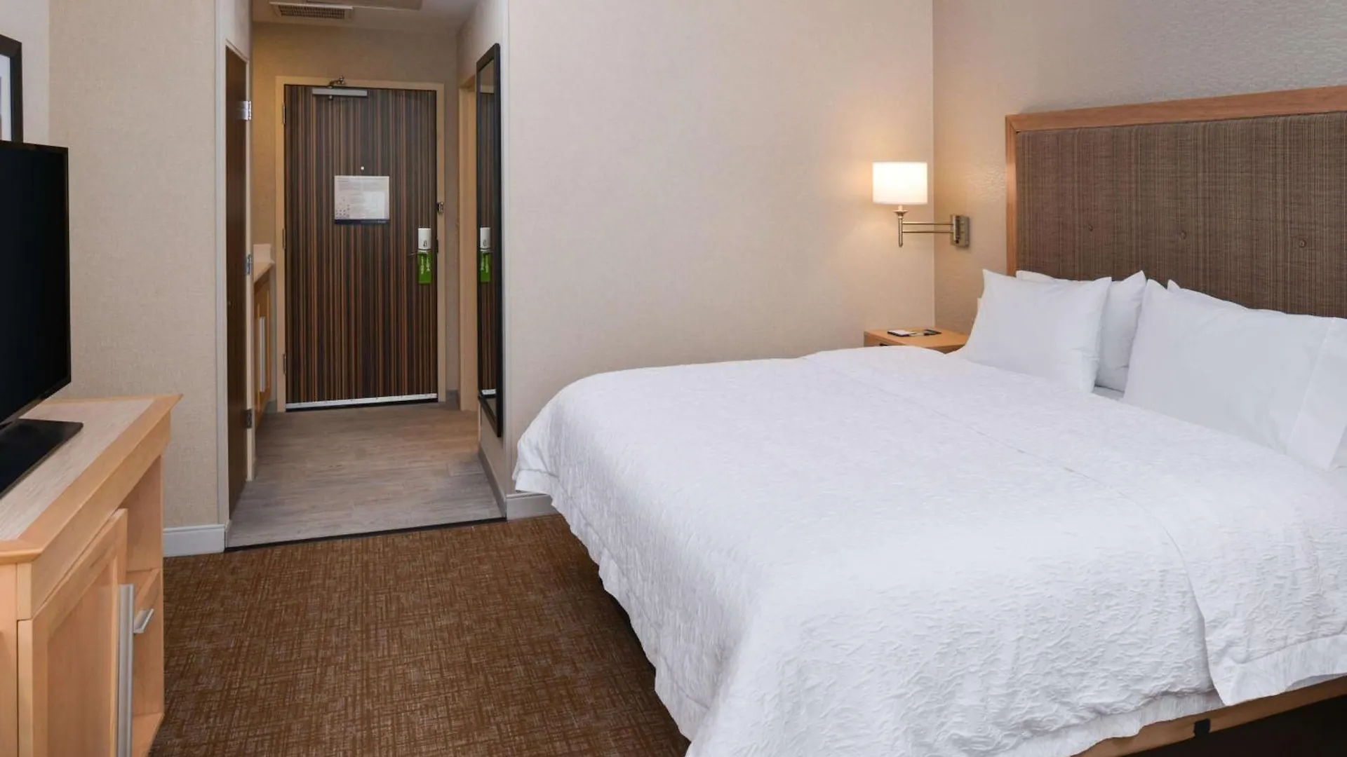 Hampton Inn & Suites Denver-Speer Boulevard 3*, Denver United States