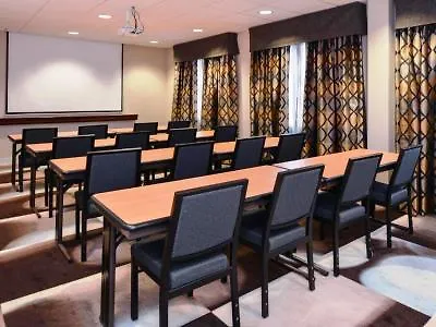 Hampton Inn & Suites Denver-Speer Boulevard Otel