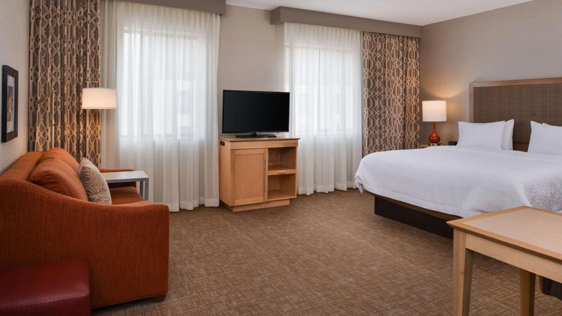 Hampton Inn & Suites Denver-Speer Boulevard Hotel