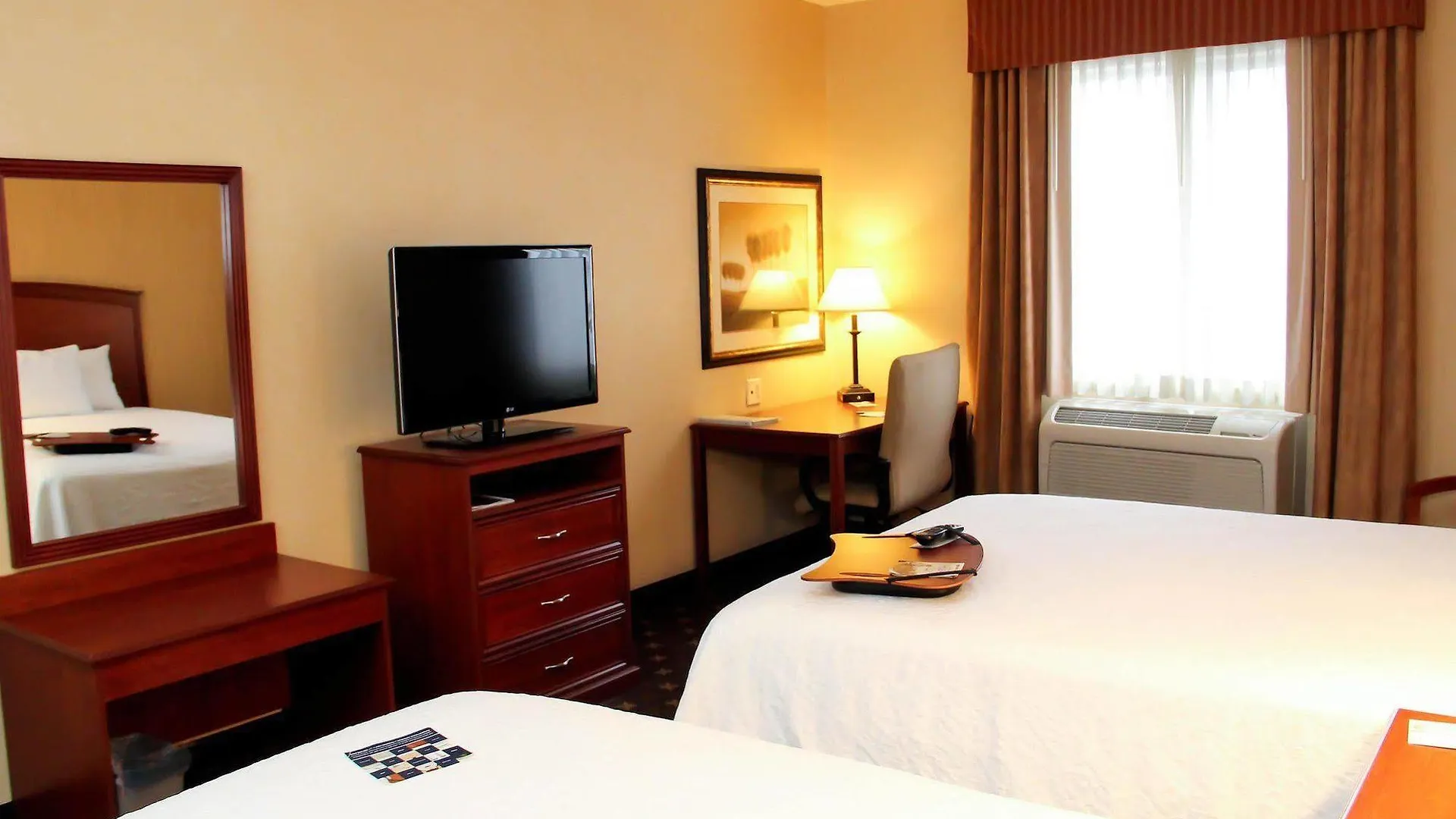 Hampton Inn & Suites Denver-Speer Boulevard