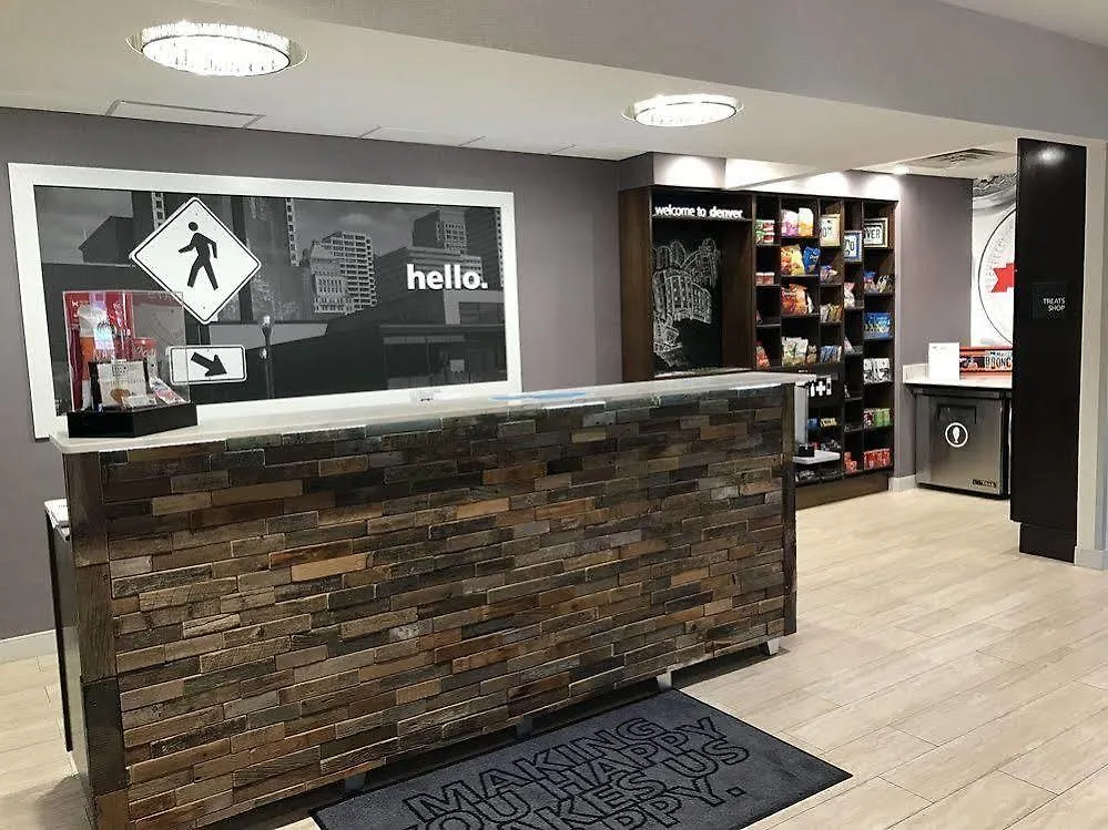 Hampton Inn & Suites Denver-Speer Boulevard